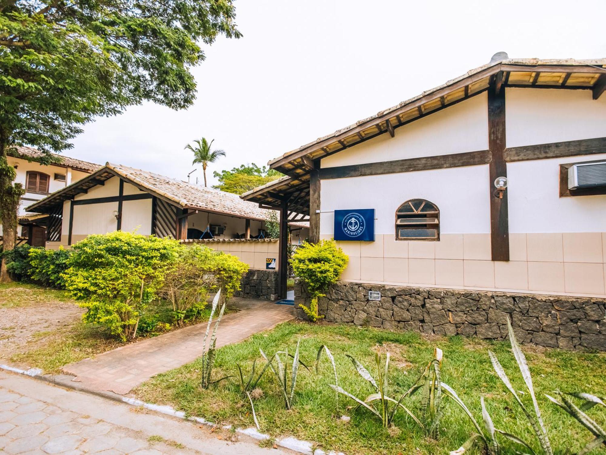 Velinn Dos Marinheiros Inn