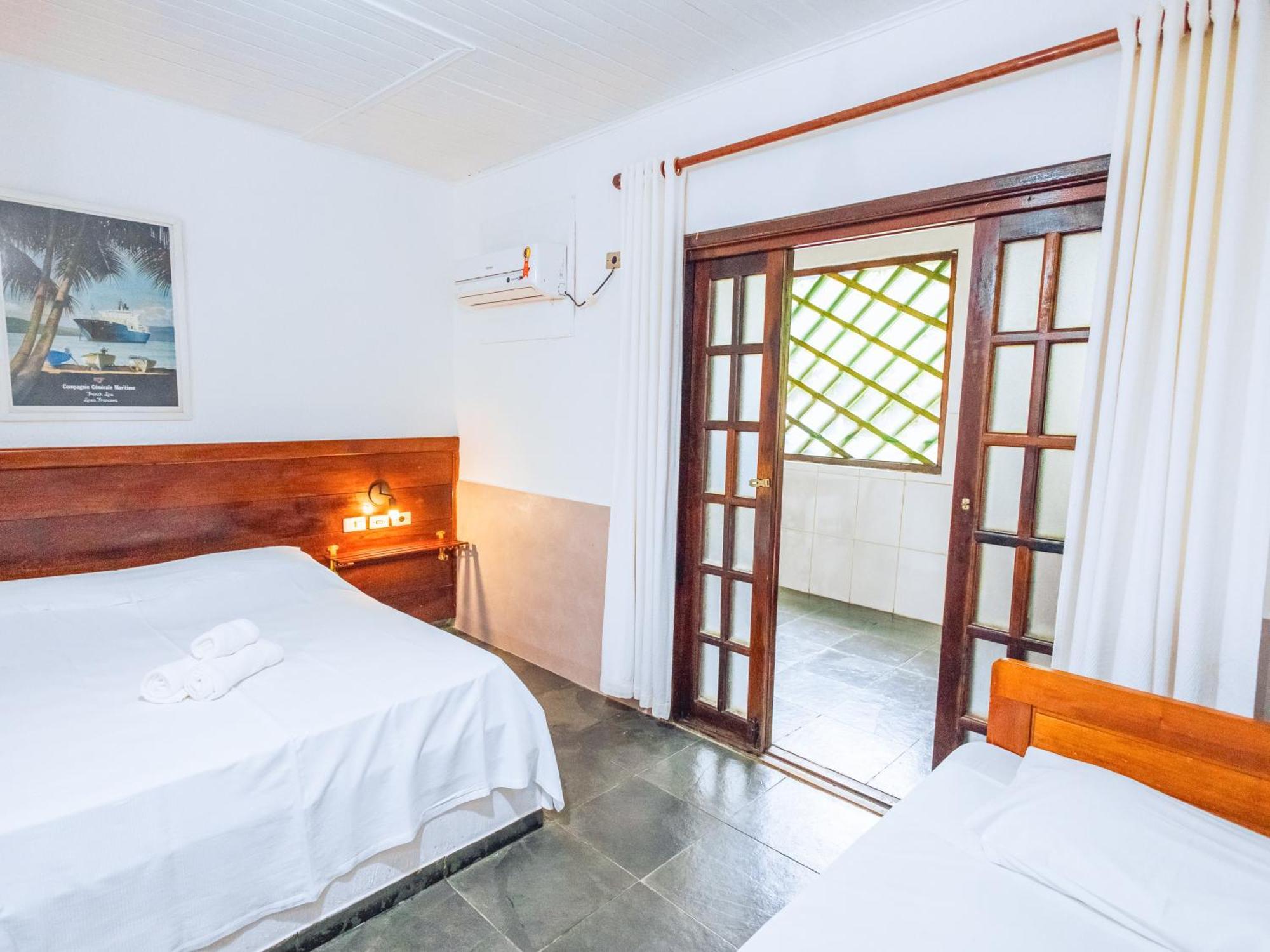 Velinn Dos Marinheiros Inn Ilhabela
